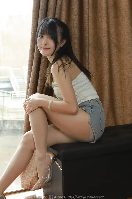 [IESS异思趣向] 2024.07.28 丝享家 1805 婉萍《相信光》 - IESS